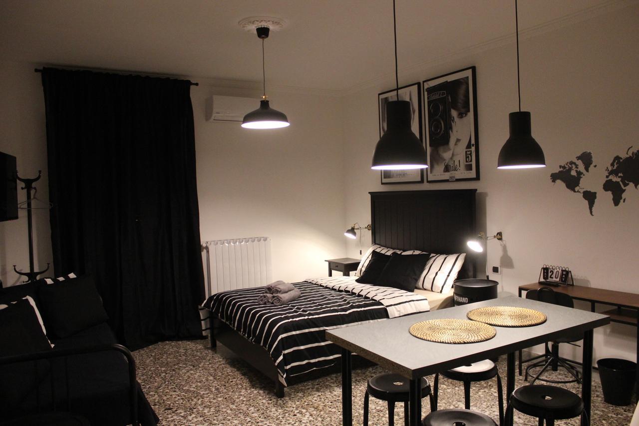 Wanderlust B And B Lecce Eksteriør billede