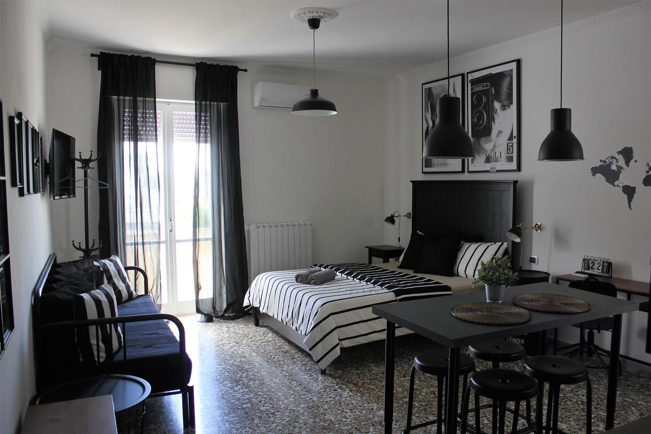 Wanderlust B And B Lecce Eksteriør billede